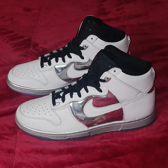 Nike Dunk High SE Streetwear/Lifestyle Shoes Size 9.5 Men/11 Women - Picture 2 of 10